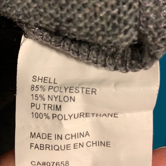 Ladies sweater with faux leather details - Picture 4 of 4